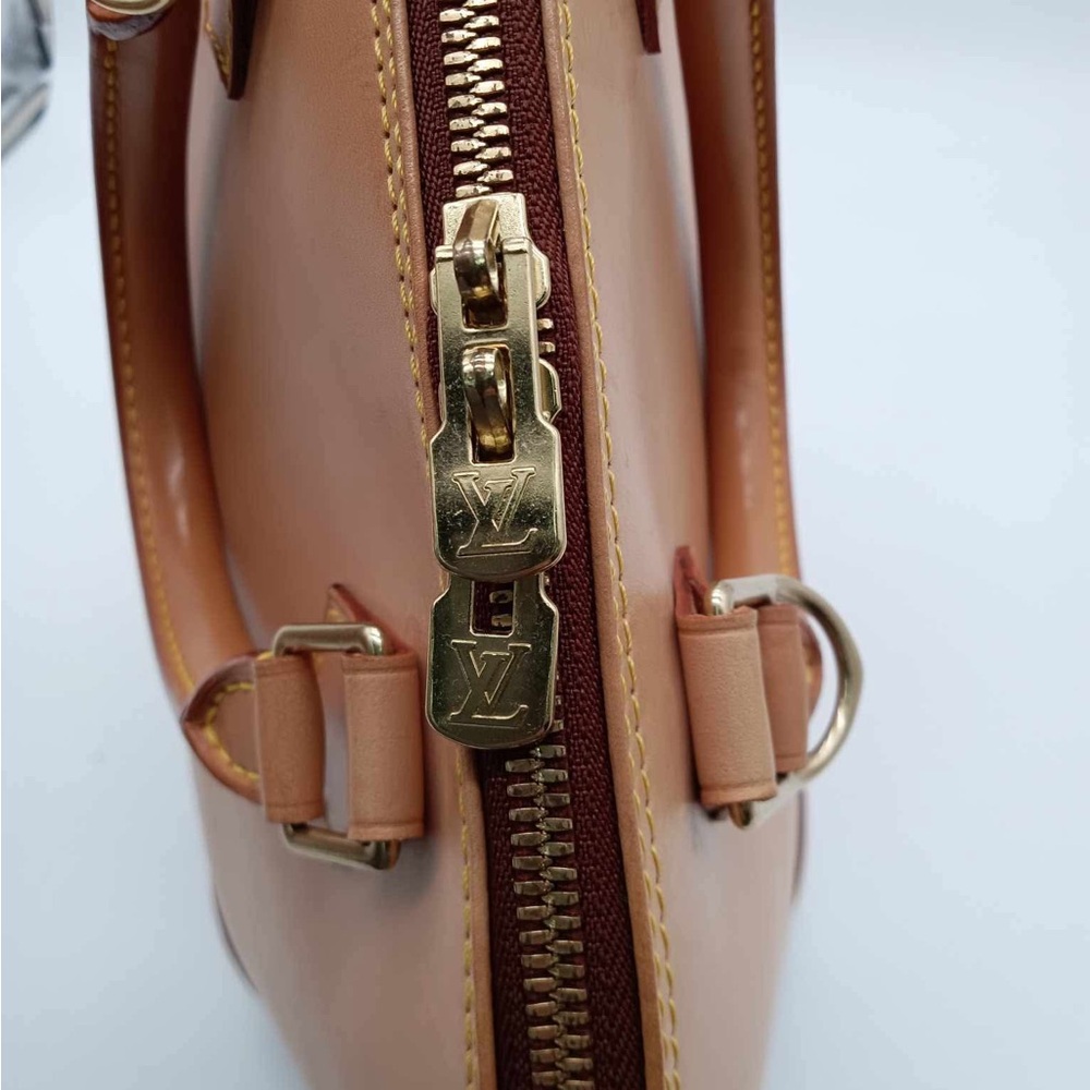 Louis Vuitton Tan Leather Women's Bag - Picture 4 of 15